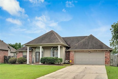 Photo of 125 KASEY Street, Slidell, LA 70458 (MLS # 2561602)