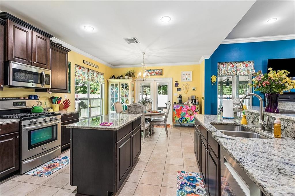 452 SILVER OAK Drive