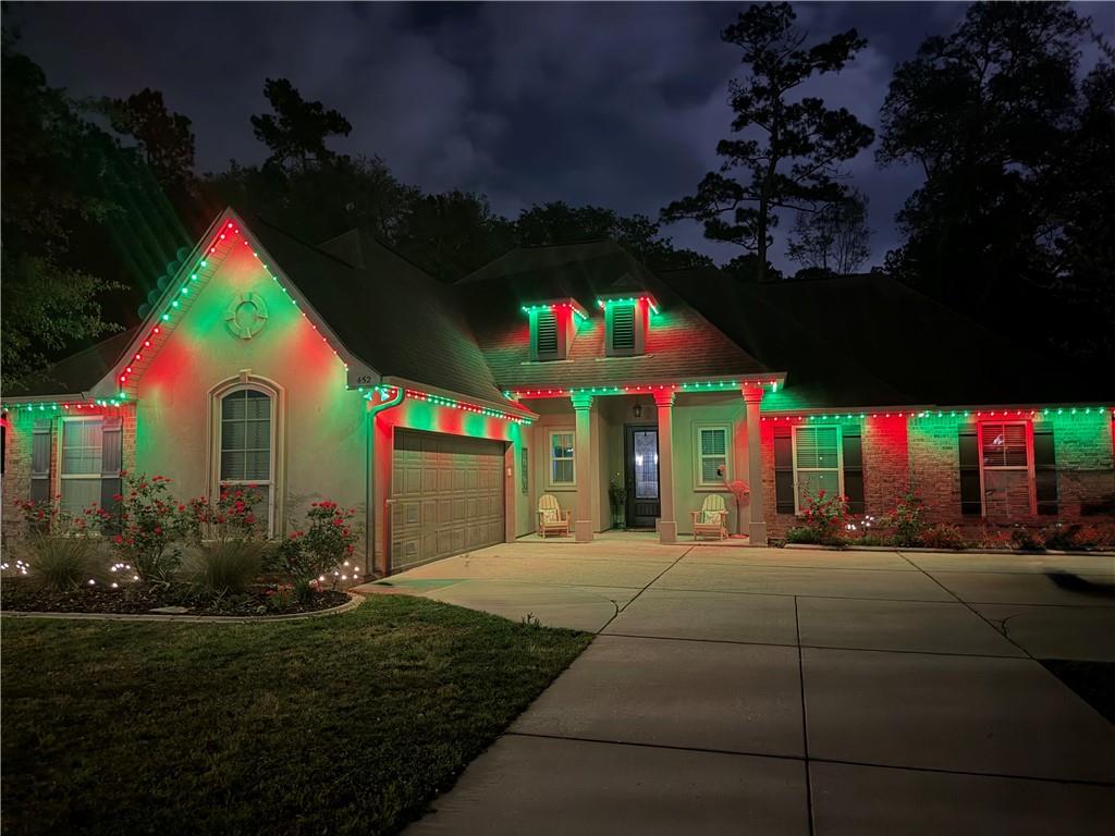 452 SILVER OAK Drive