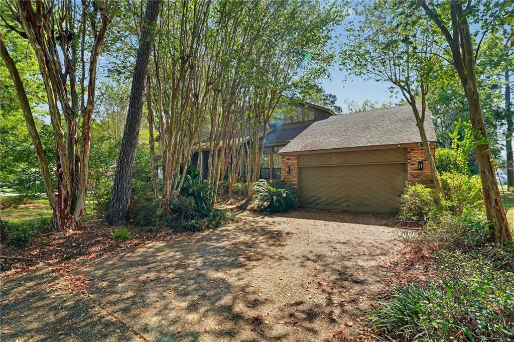 508 BEAU CHENE Drive