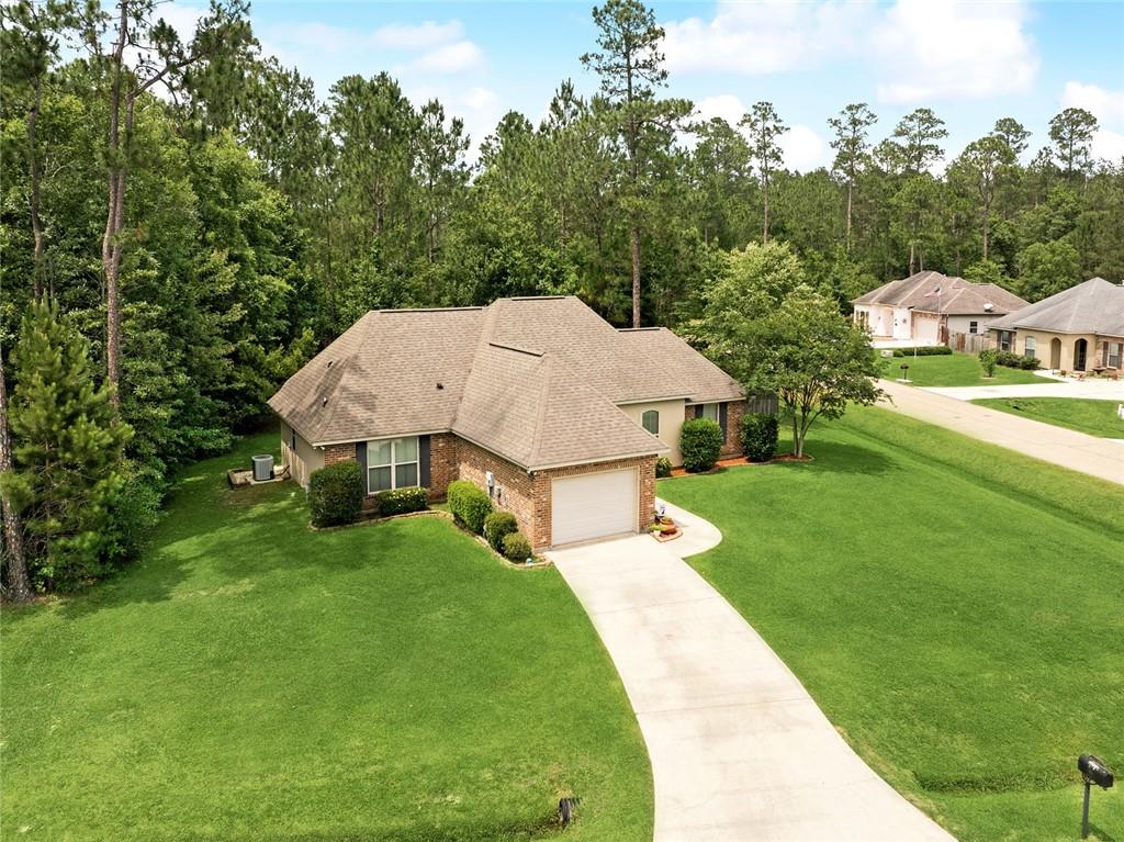 800 SIGNET Court