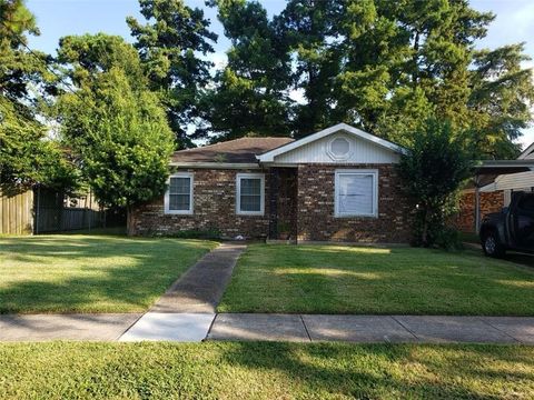 5012 STEPHEN GIRARD Avenue New Orleans LA 70126