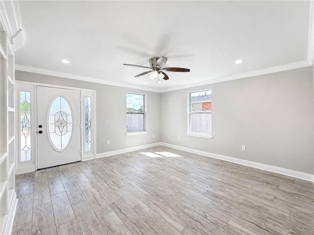 4472 JOYCELYN Drive