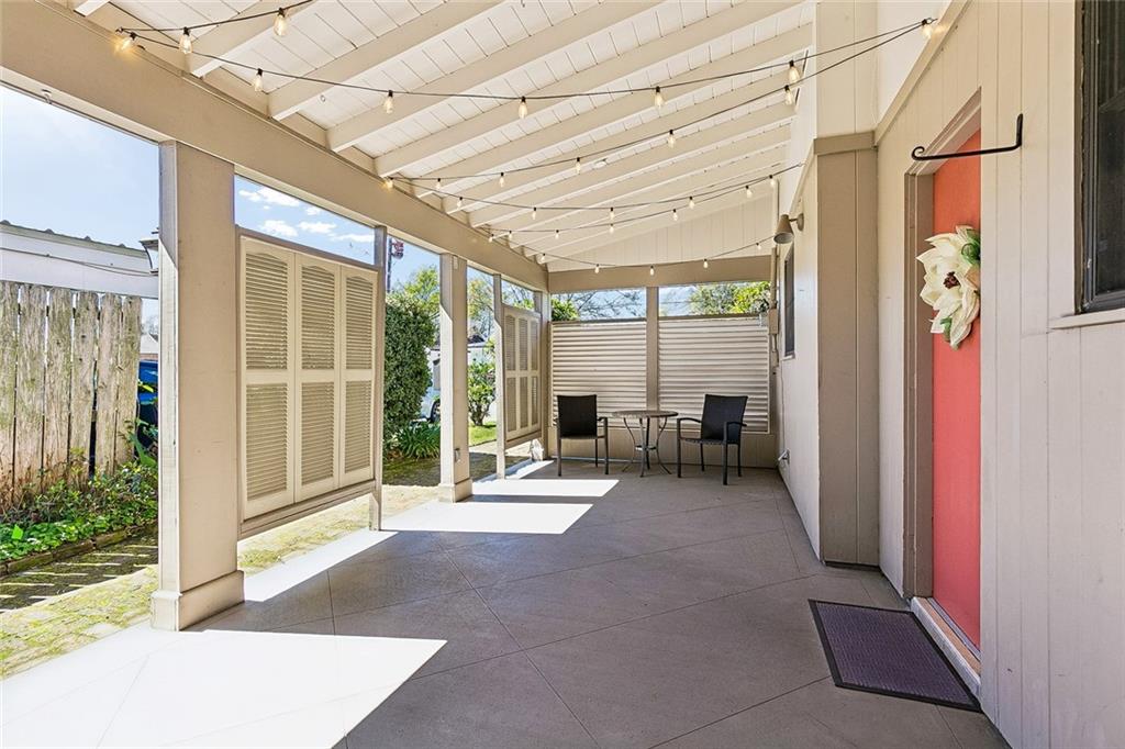 121 LEVEE VIEW Drive