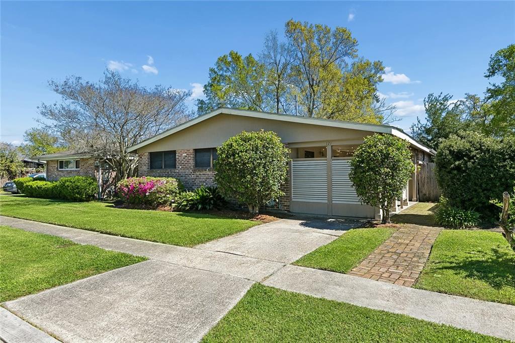 121 LEVEE VIEW Drive