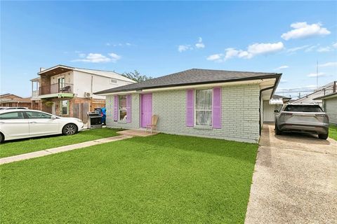 3625-27 SHANGRI LA Drive Chalmette LA 70043