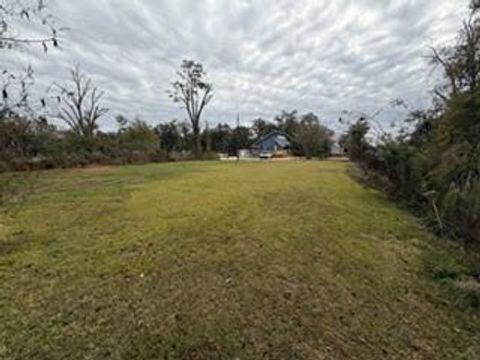 105 PEAR Street Hammond LA 70403