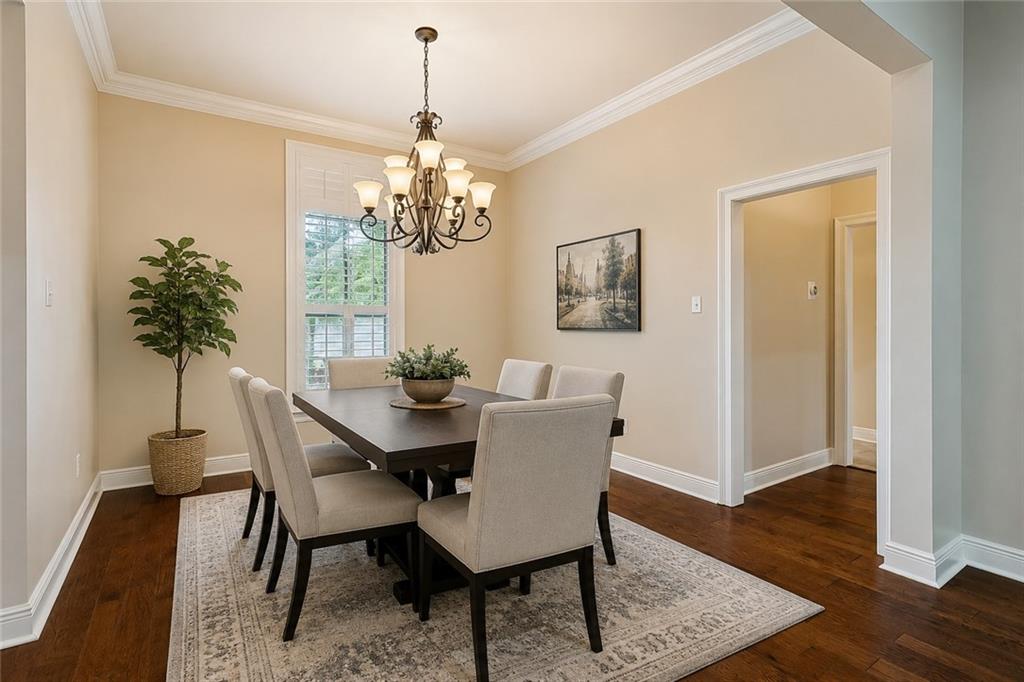 612 ENGLISH OAK Drive