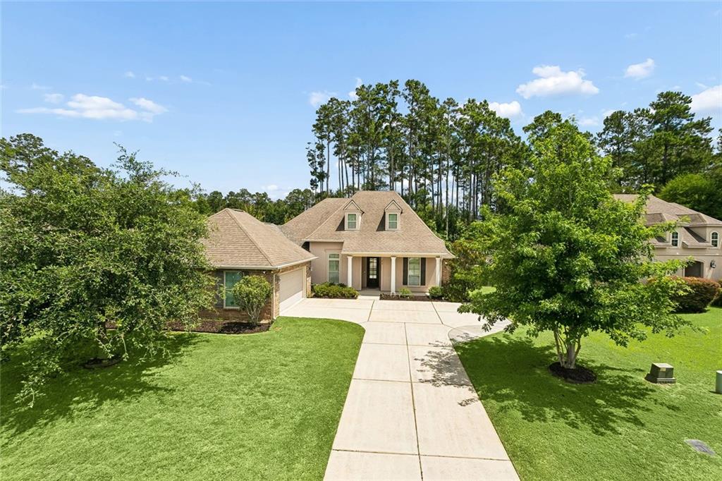 612 ENGLISH OAK Drive