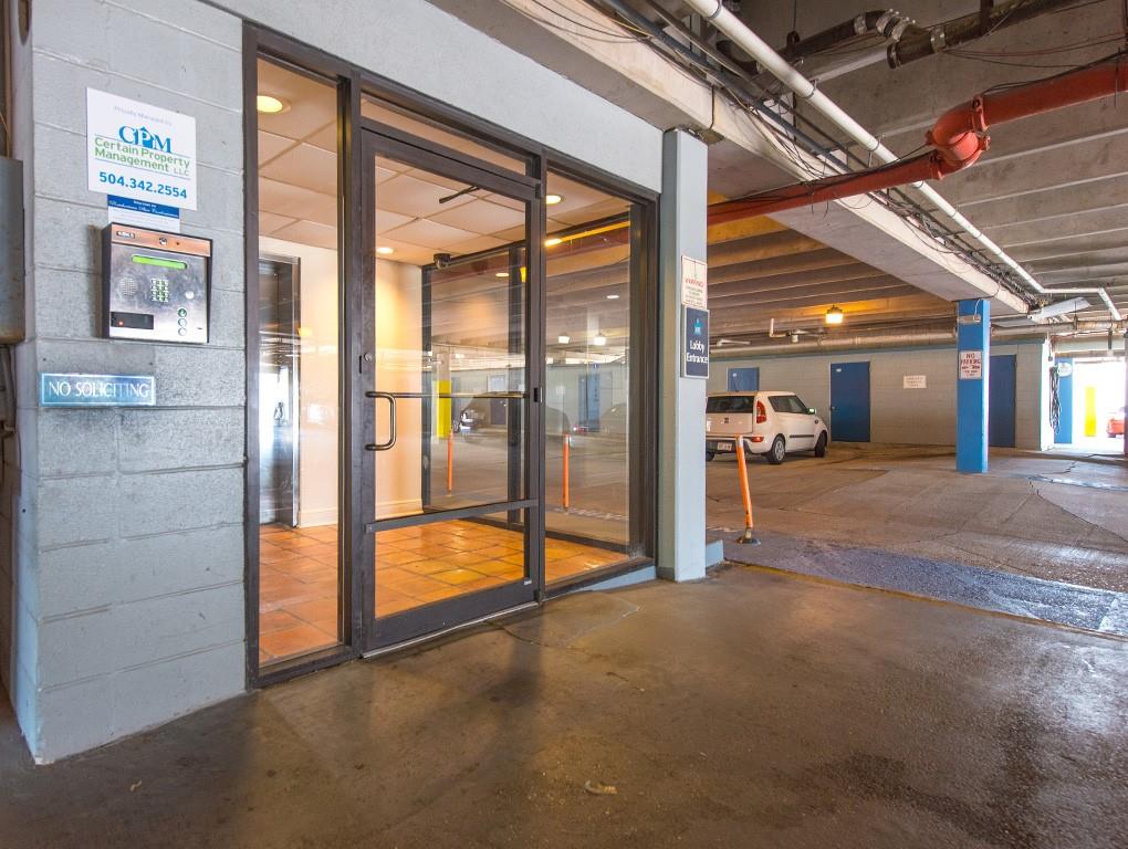 Metairie, Louisiana 70005, United States, 1 Bedroom Bedrooms, ,1 BathroomBathrooms,Residential,Active,50822