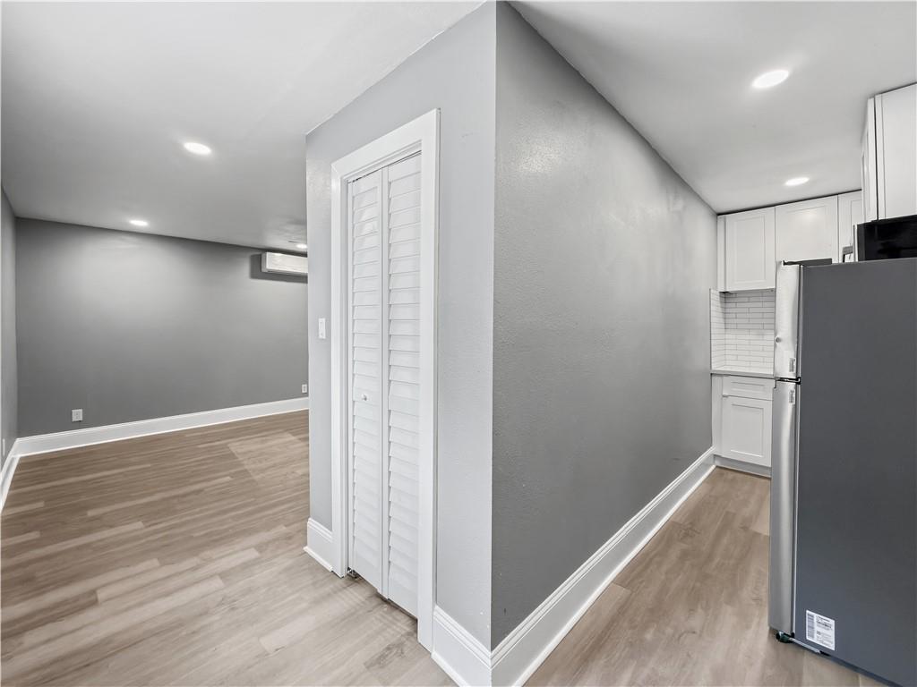 3711 LOUISIANA AVE Parkway