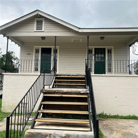 2035 BEACHHEAD Lane A Violet LA 70092