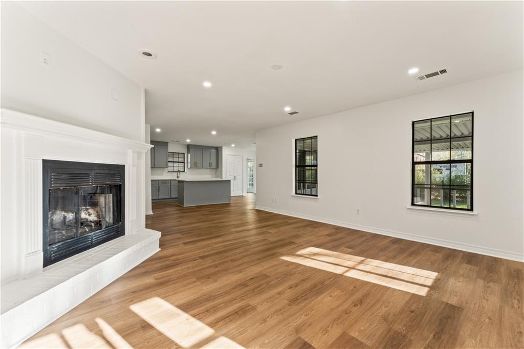 70316 FUCHSIA Street