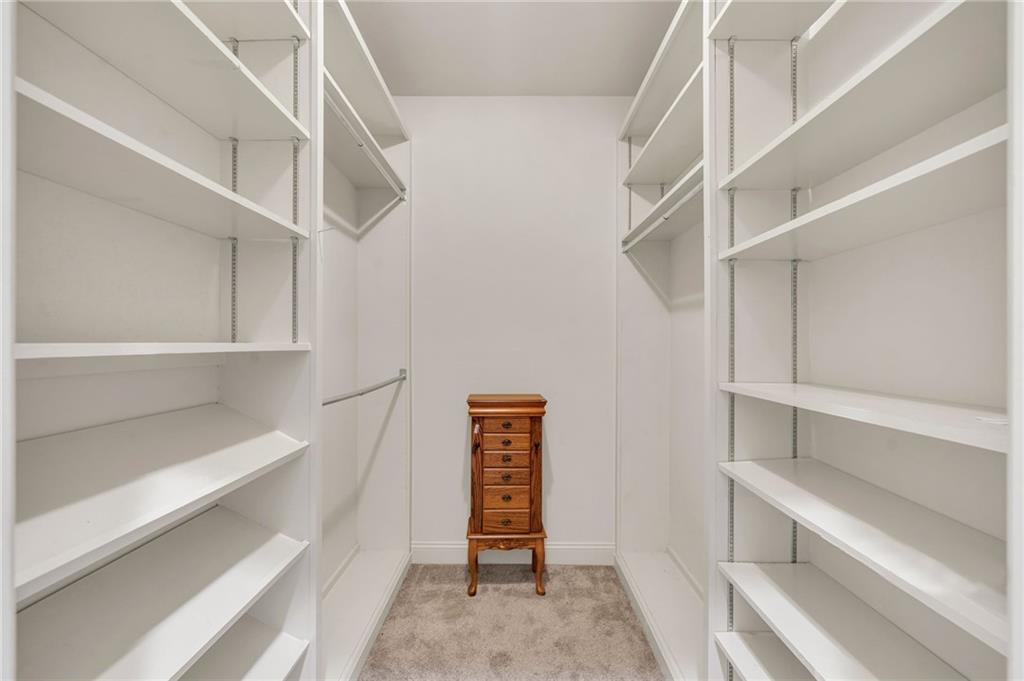 Covington, Louisiana 70433, United States, 4 Bedrooms Bedrooms, ,4 BathroomsBathrooms,Residential,Pending,210698