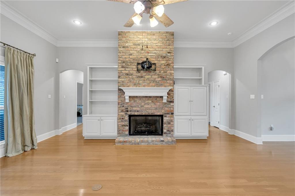 Covington, Louisiana 70433, United States, 4 Bedrooms Bedrooms, ,4 BathroomsBathrooms,Residential,Pending,210698