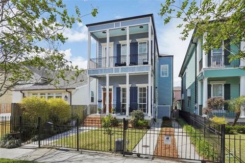 2336 ROBERT Street New Orleans LA 70115