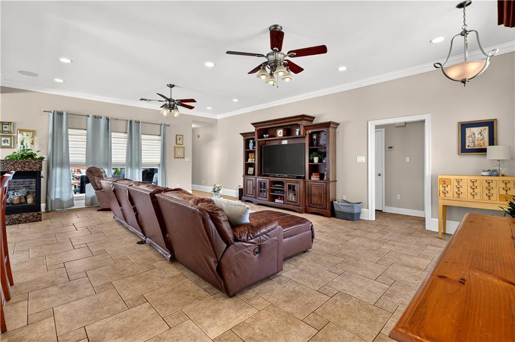 1520 REGATTA Cove