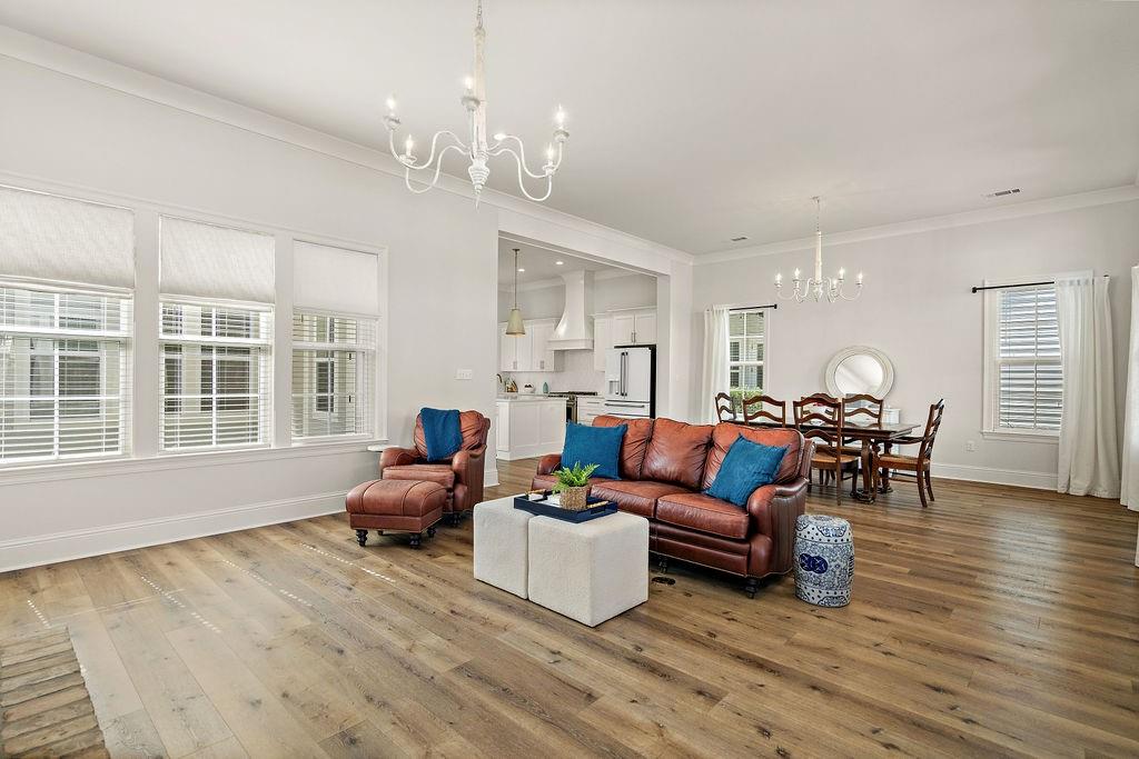 228 ARLINGTON Avenue