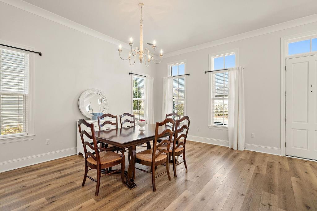 228 ARLINGTON Avenue