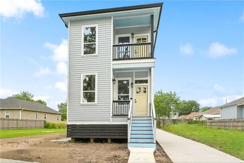 3213 15 TOLEDANO Street New Orleans LA 70125