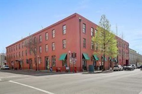 330 JULIA Street 318 New Orleans LA 70130