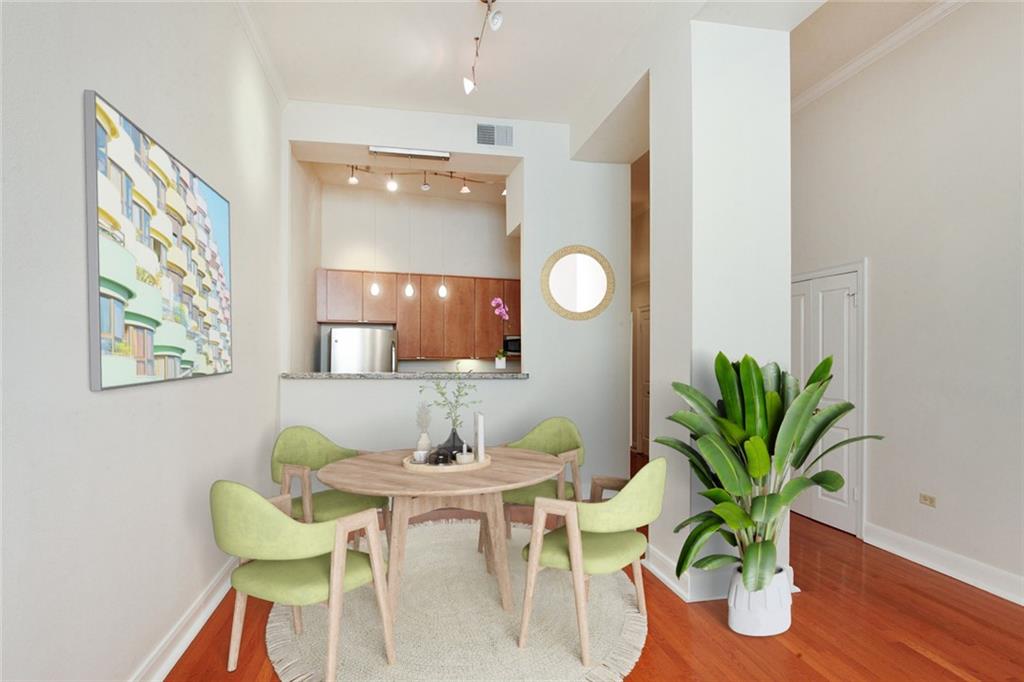330 JULIA Street 318