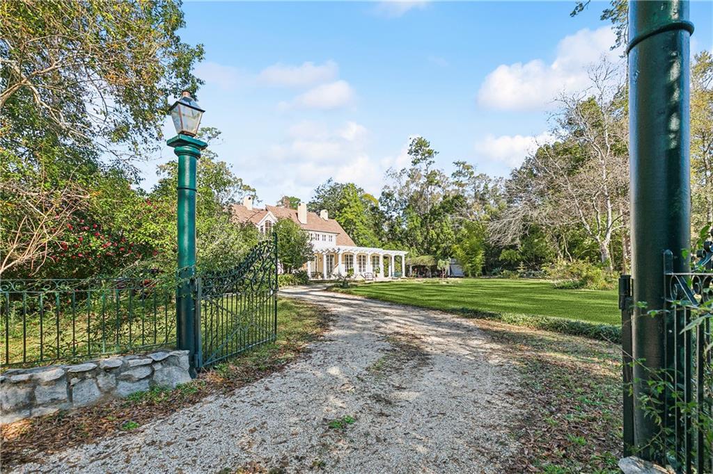 20115 LOWE DAVIS Road