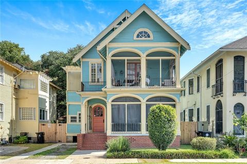 8009 13 NELSON Street New Orleans LA 70125