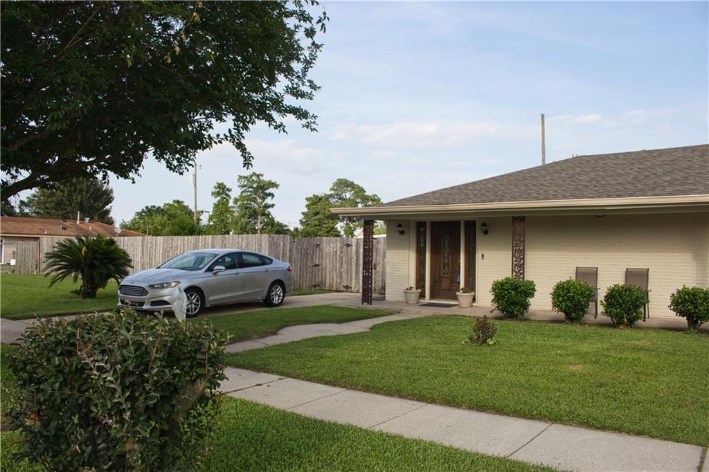 1433 PERRIN Drive