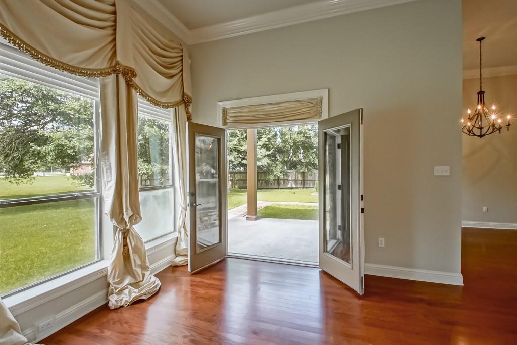 505 ROYAL PALM Court