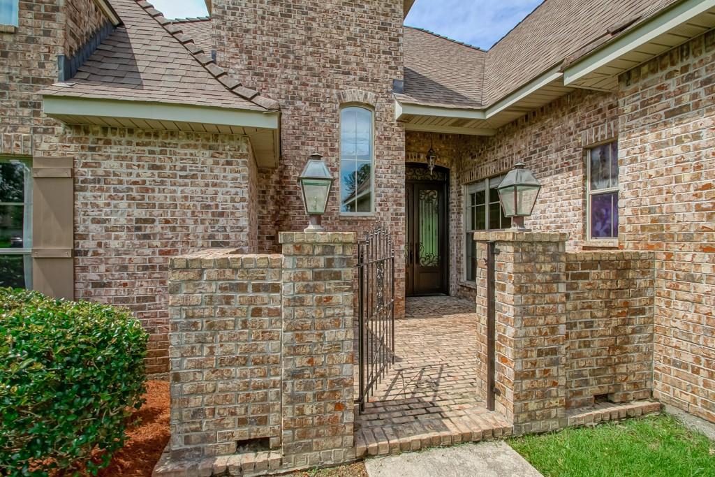 505 ROYAL PALM Court