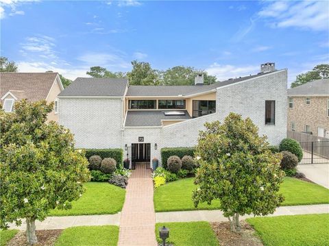 73 DOESCHER Drive Harahan LA 70123