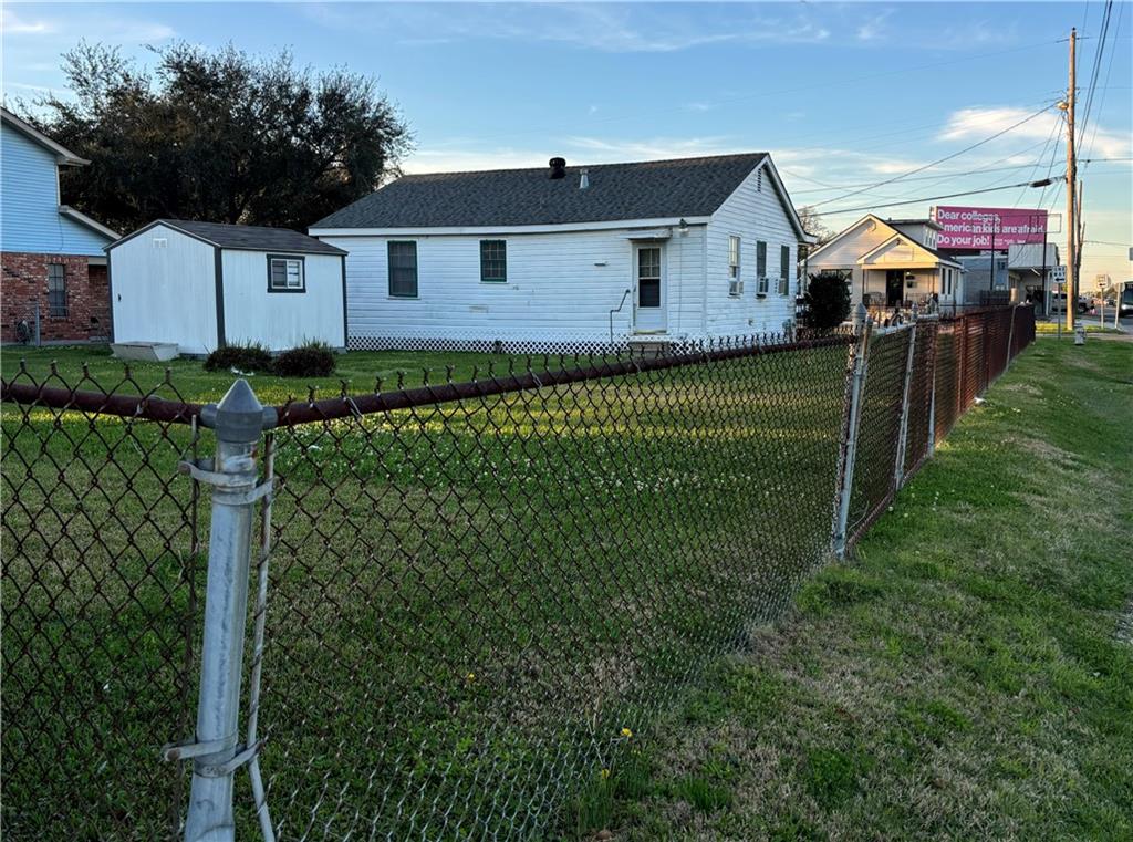 3200 W METAIRIE Avenue