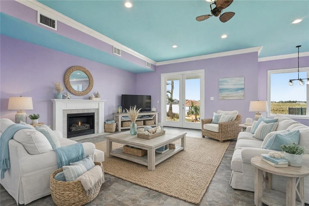 1044 MARINA VILLA SOUTH