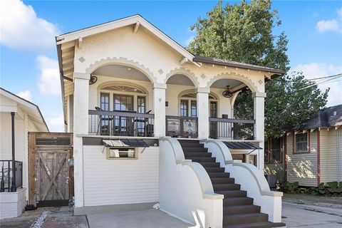 3608 ELAINE Place New Orleans LA 70119