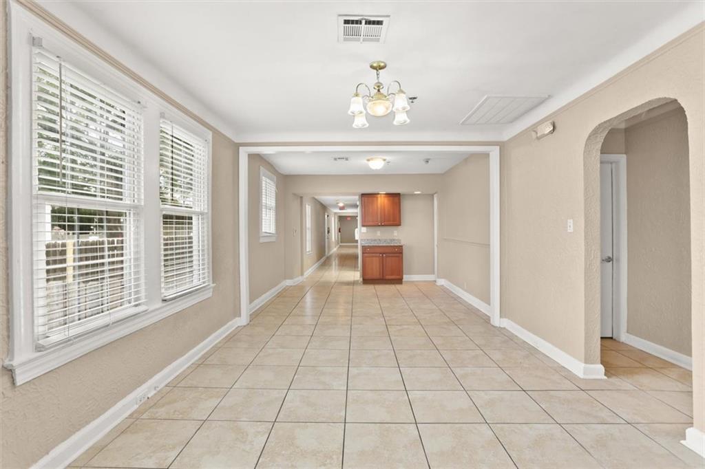 645 ST GEORGE Avenue