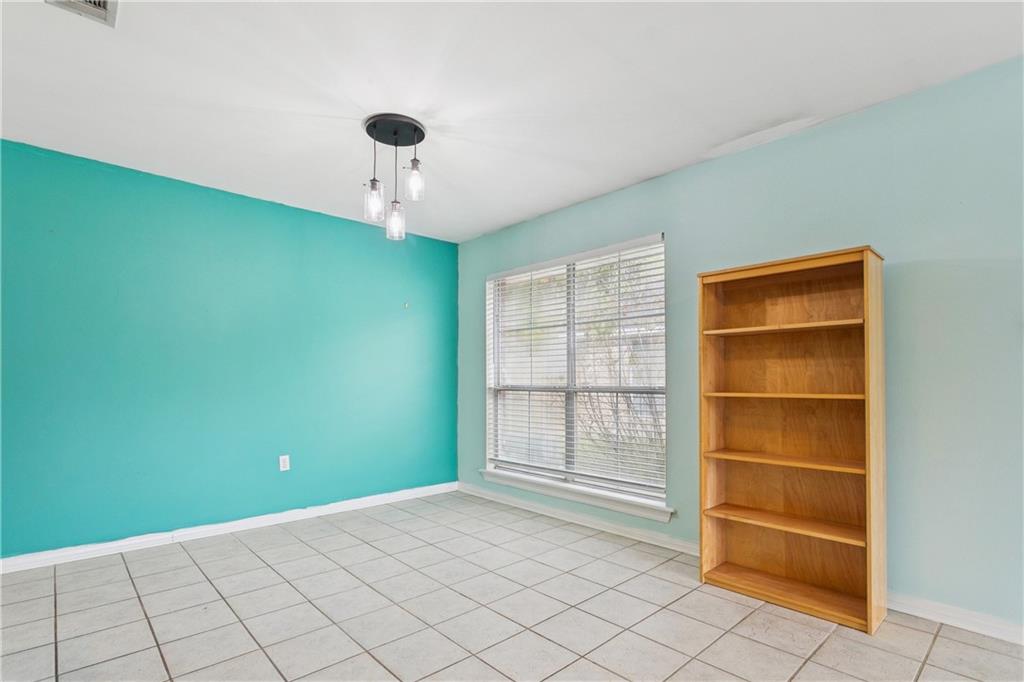 160 SOUTH GATE Drive