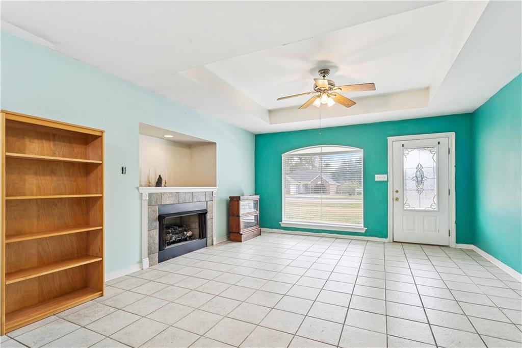 160 SOUTH GATE Drive