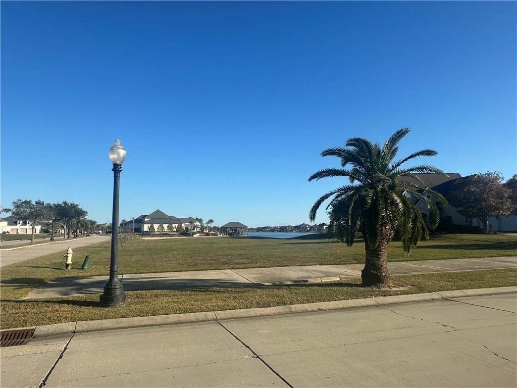 2024 LAKESHORE Boulevard