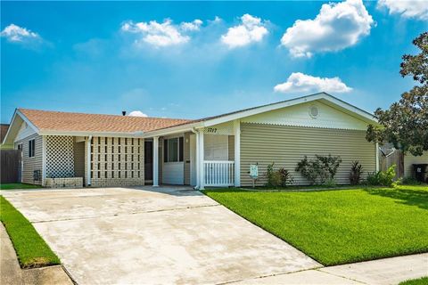1717 GENERES Drive Harahan LA 70123