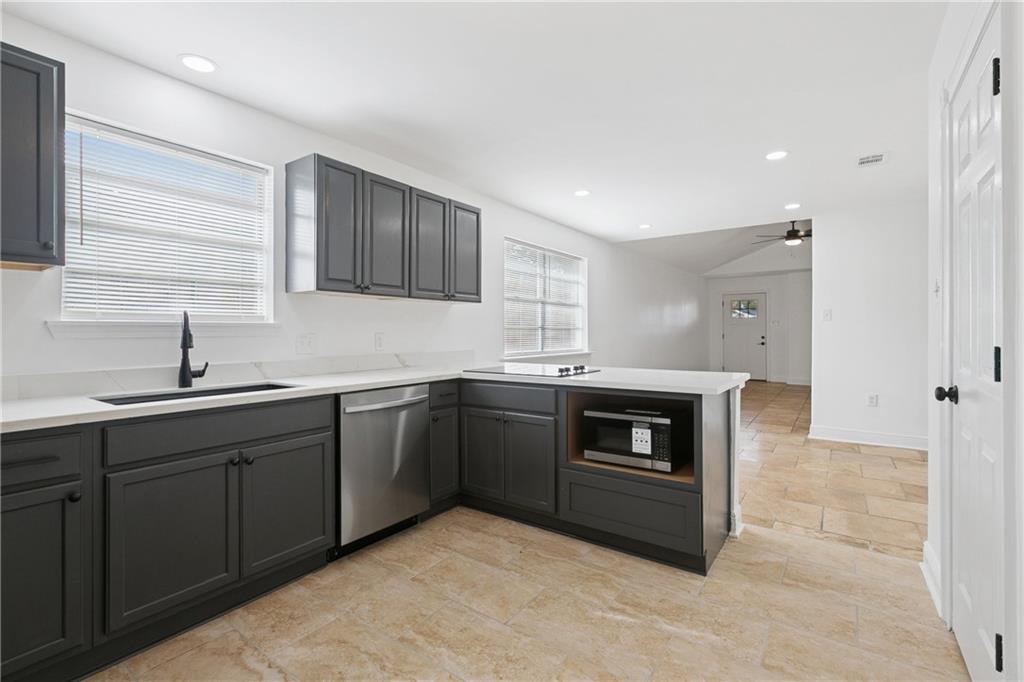 4417 DUPLESSIS Street