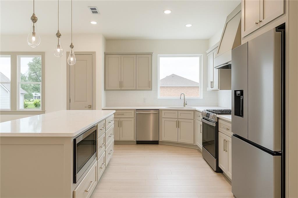 3901 JEAN LAFITTE Boulevard