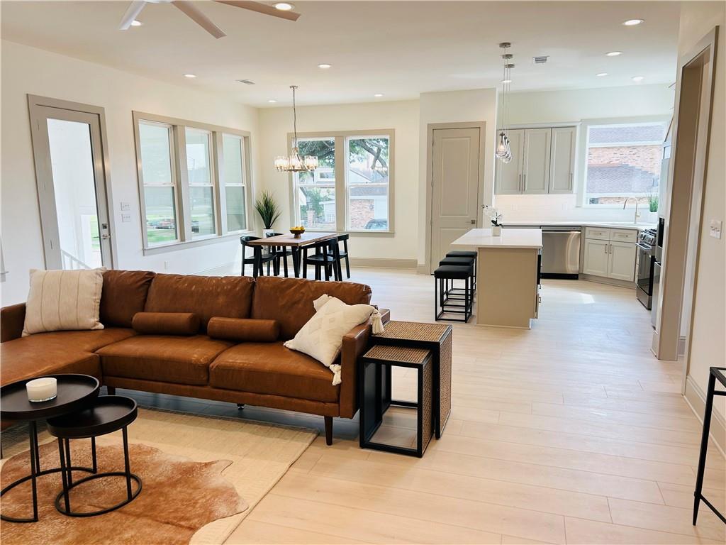 3901 JEAN LAFITTE Boulevard