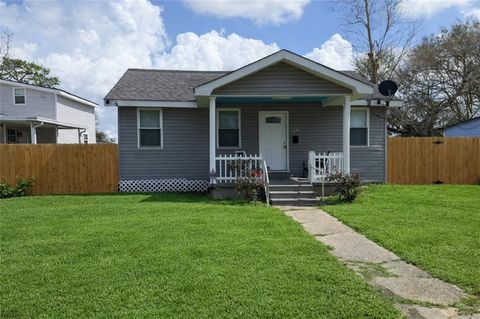 2012 KANSAS Avenue Kenner LA 70062