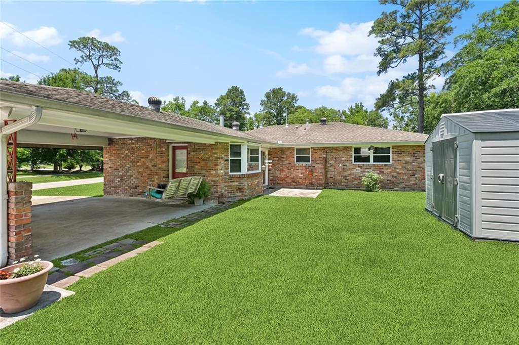 1207 COUSIN Street