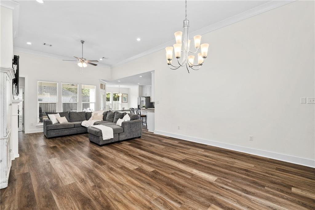 4077 KELLY LAKE Lane