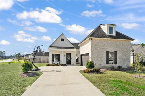 4077 KELLY LAKE Lane Madisonville LA 70447