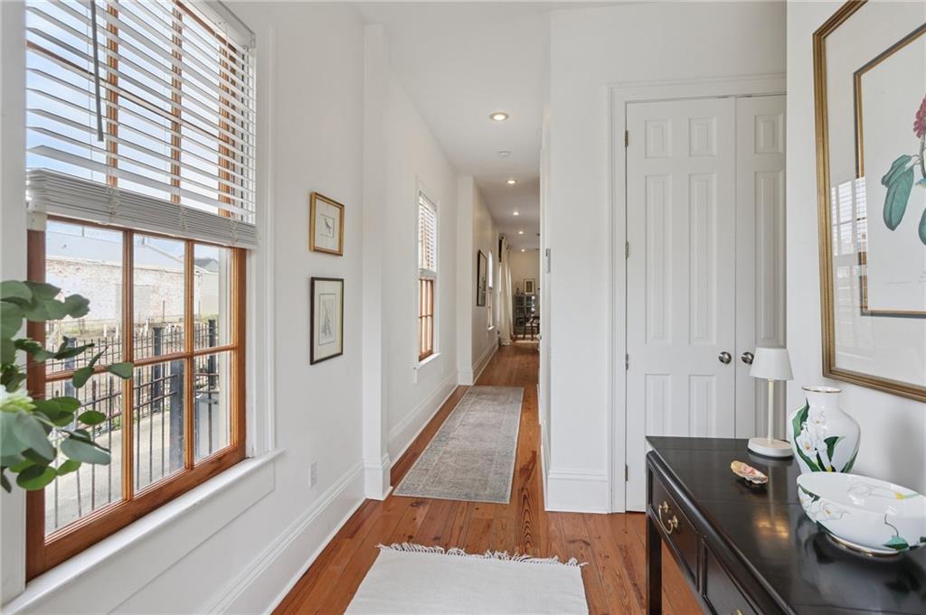 1015 FELICITY Street