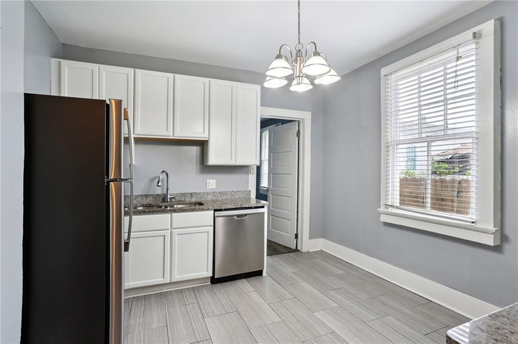 8919-21 GREEN Street