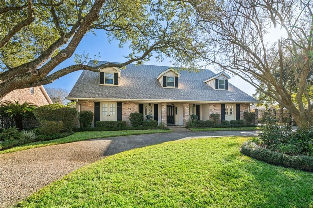 42 CHATEAU PALMER Drive